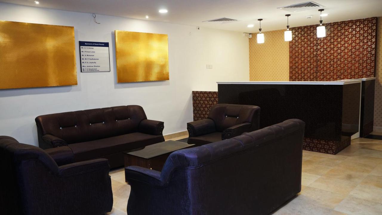Malayalee Club Hotel เชนไน ภายนอก รูปภาพ