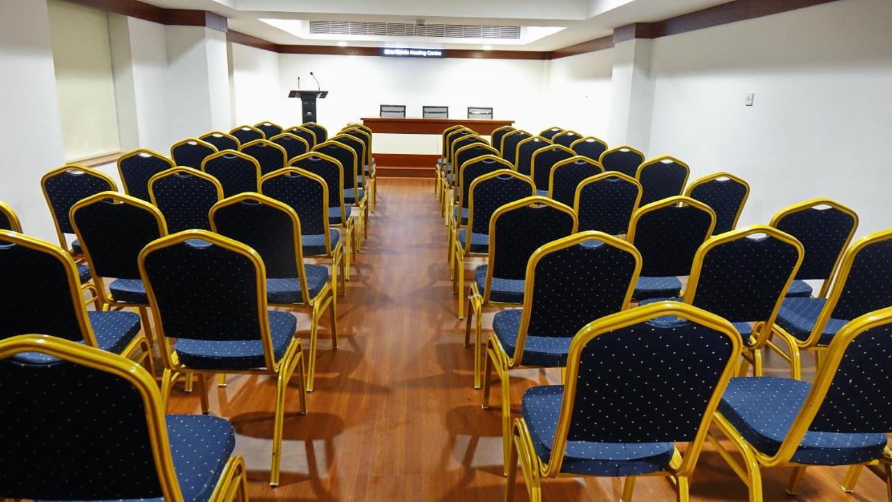 Malayalee Club Hotel เชนไน ภายนอก รูปภาพ